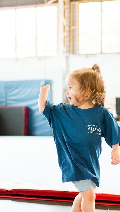 Lots of fun in the gym!! #jointheclub #allstargymnastics 🤸🎉